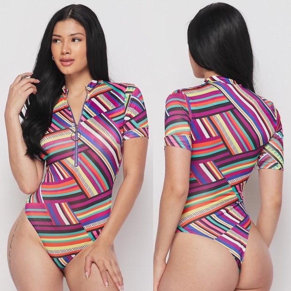 💜 Jersey Mock Neck Striped Printed Bodysuit Purple - Picture 1 of 6